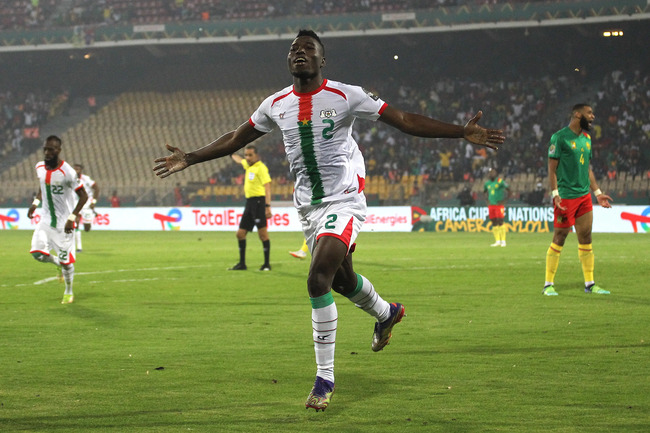 Màn thư hùng kịch tính Trung Phi vs Mauritania